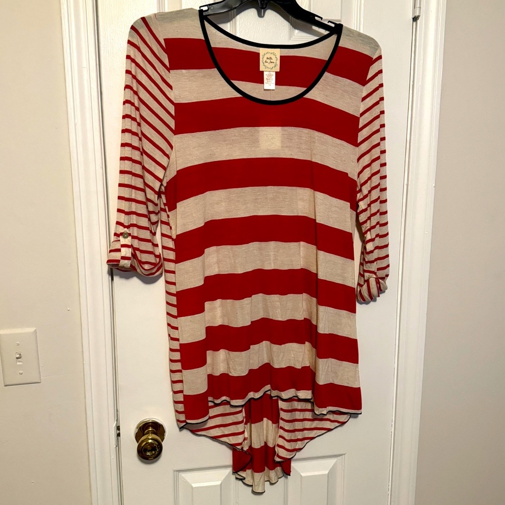 NWT Belle du Jour 1X blouse